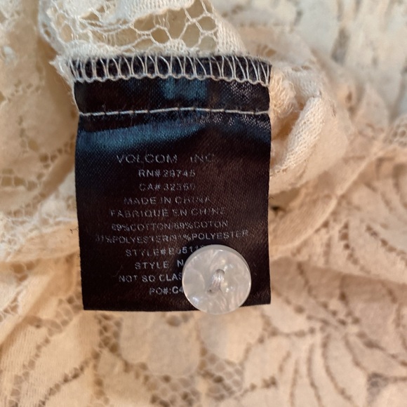 Volcom - Floral lace tank top. Size M - Picture 4 of 8